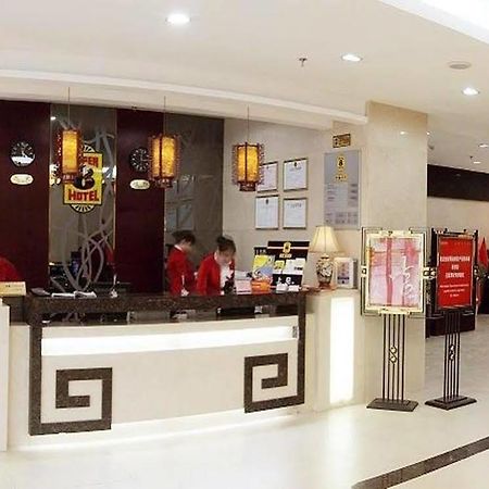 Super 8 Hotel Xian Da Yan Ta Buitenkant foto